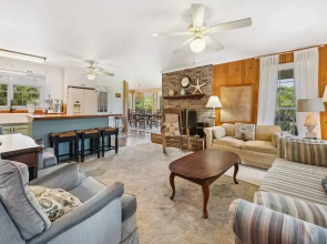 Berry Restful 5 Bedroom Home
