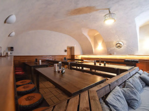 Hostel Little Quarter