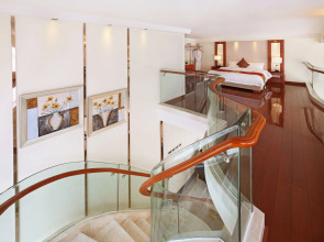 South & North International Apartment