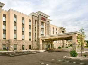 Hampton Inn & Suites Hudson