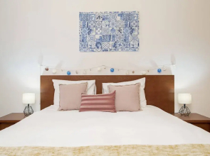 Lobo Marinho by An Island Apart