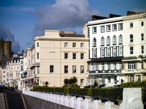 Lansdowne Hotel