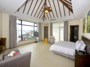 Galaxy Bay Resort