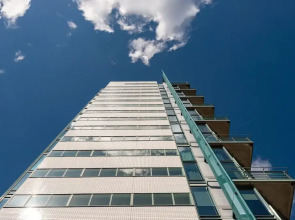 SleepWell Apartments East