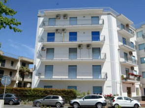 Fondachello Beach House 1