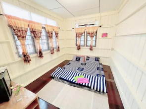 Baanklong Amphawa Homestay