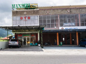 Mandiri Guest House Syariah by OYO Rooms