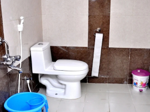 OYO 5556 Hotel Nnp Grand