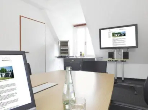 Nell Breuning Haus