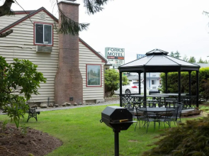 The Forks Motel