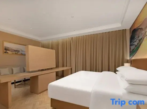 Vienna Hotel (Ganzi Gesar Wangcheng 317 National Road Chuanzang Road Branch)