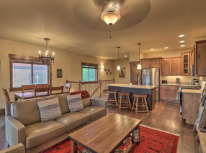 Walkable Bigfork Townhome: Fish, Hike & Ski!