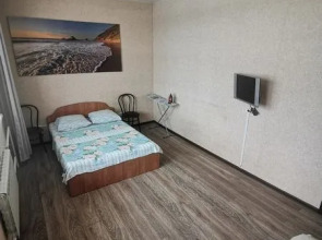 Apart38 on st. Verkhnyaya Naberezhnaya, 145/2