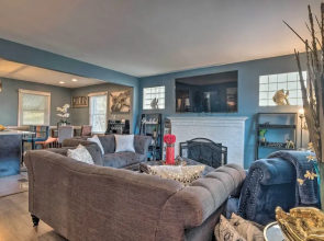 Capitol Heights Home ~ 5 Mi to National Mall!
