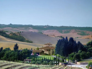 Apartment in Tuscany With Golf & Pools