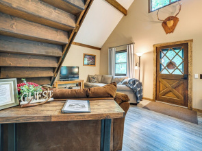 Family Roscommon Home - 3 Mi to Higgins Lake