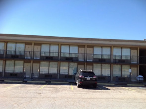 Home Place Inn And Suites