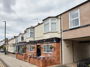 Host Stay Cobblestones