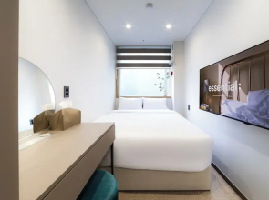 Lazy Tiger Hotel