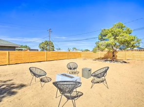 Modern Joshua Tree Bungalow With Fire Pit & Bbq!