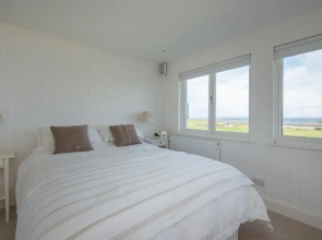 Clova Penthouse