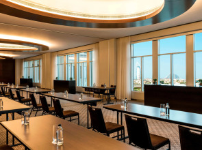 Sheraton Mall of the Emirates Hotel, Dubai