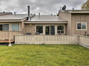 Pagosa Springs Townhome w/ Mountain Views!