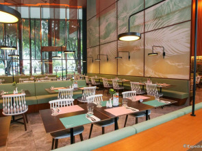 Oasia Hotel Downtown Singapore by Far East Hospitality