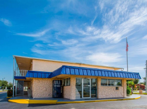 Rodeway Inn Fort Pierce I-95