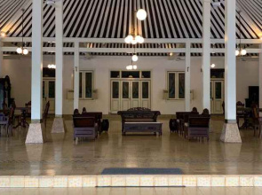 The Purwohamijayan