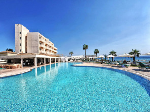 Piere Anne Beach Hotel