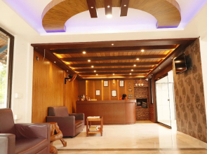 Lake n River Resort  Munroe Island