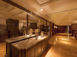 The Michelangelo Hotel