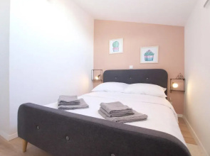 Apartment 1634