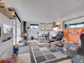 "Fritzie" - 7.2km from the sea in Western Jutland
