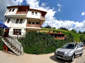 Eco House Family Hotel