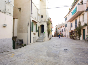 Peter Pan's Home characteristic apartment in the heart of Capoliveri-A CASA DI PETER PAN