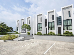 Barayan Place