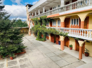 Hotel Real Classic Inn