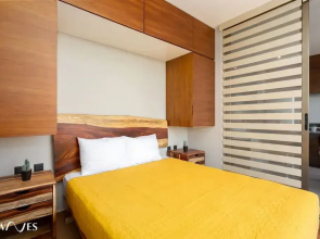 1 Br w Park Views in Condo w Gym Sauna Steam