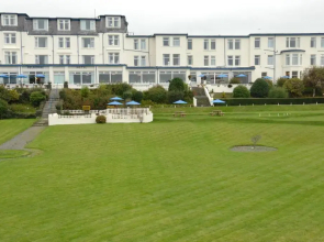 Selborne Hotel