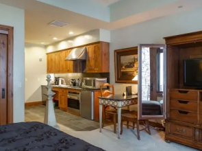 Shooting Star Lodge At Deer Valley Resort - Studio #102 Hotel Room