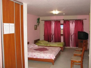 Hotel Virazh