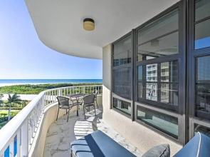Resort Condo With Balcony & Stunning Ocean Views!