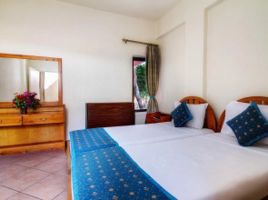 Отель Eagles Paradise Abu Soma Resort