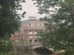 Hotel Harris