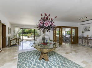 Luxurious 5-bdr Villa at Casa de Campo With Pool Jacuzzi Games Hibachi Staff