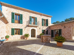 Divina - Santa Eugenia - Adults Only