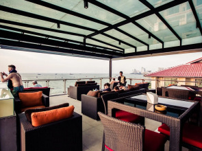 Serenotel Pattaya Beach Front