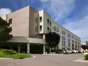 Cupertino Hotel